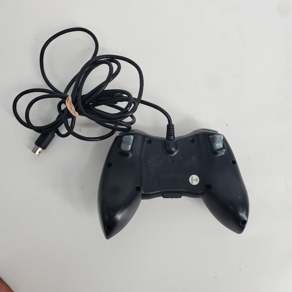 Gamestop Mad Catz Xbox 360 Wired Controller Game Pad 4716 Black No Dongle